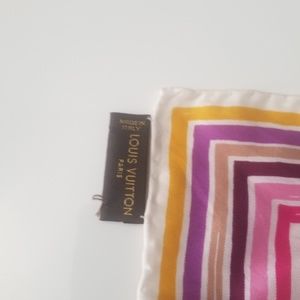Louis Vuitton Accessories - Louis Vuitton scarf Louis Vuitton Accessories - Louis Vuitton scarf